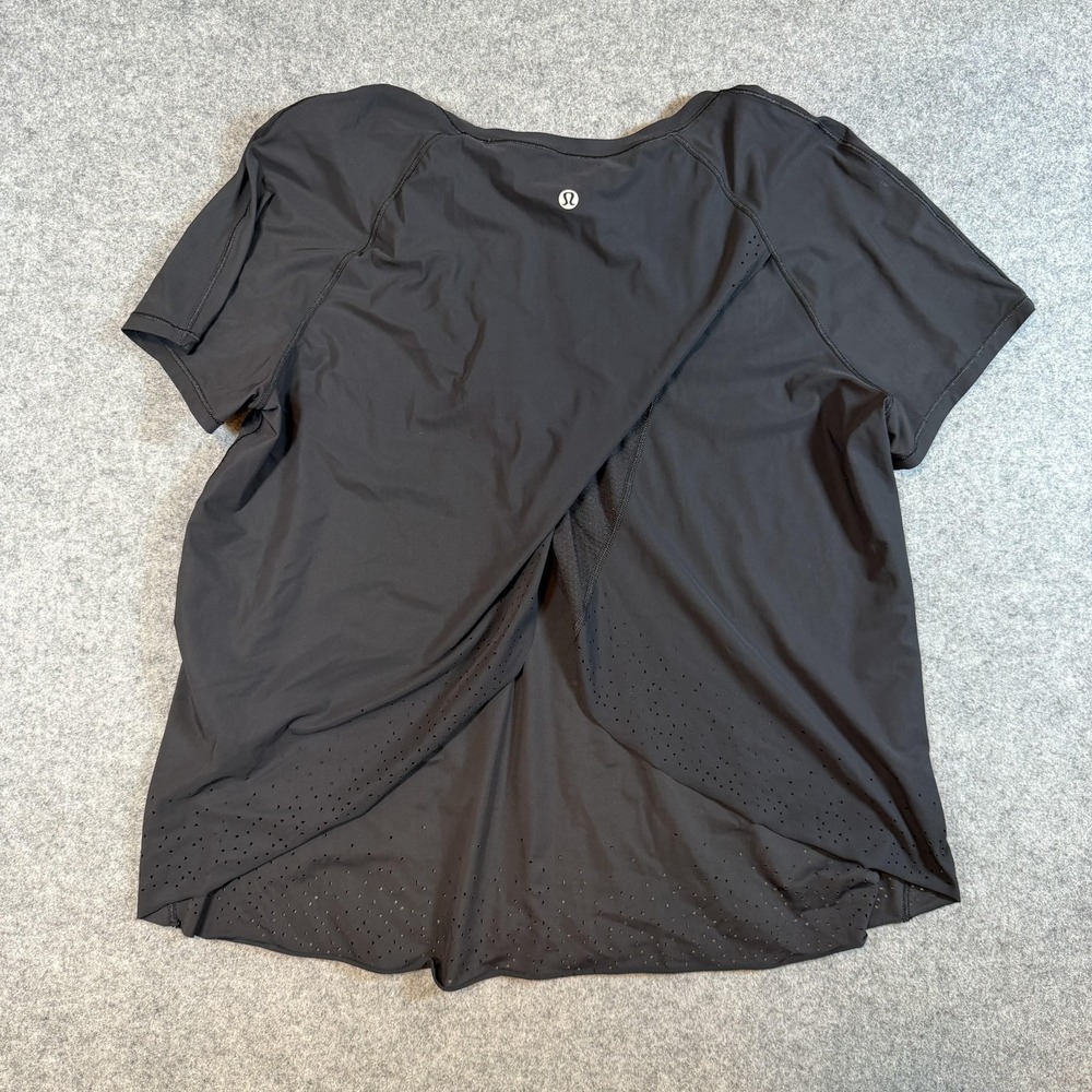 Lululemon Shirt Womens 8 Black Short Sleeve Open Back Perforated Hem Running Top - Picture 4 of 6